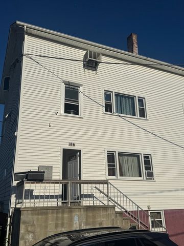 186 Fountain St, Fall River, MA 02721