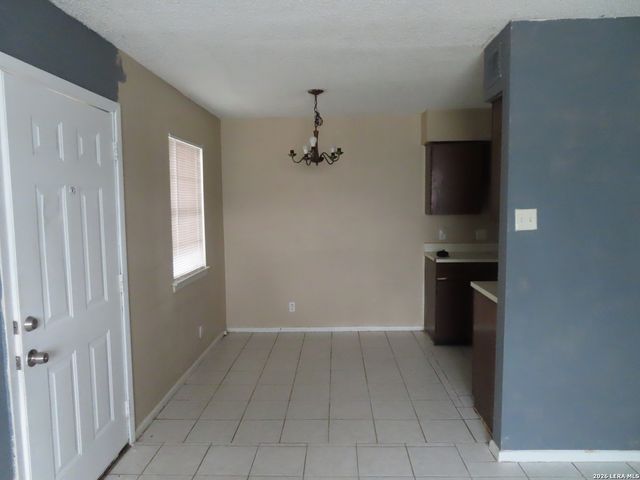 2043 Anchor Dr., San Antonio, TX 78213