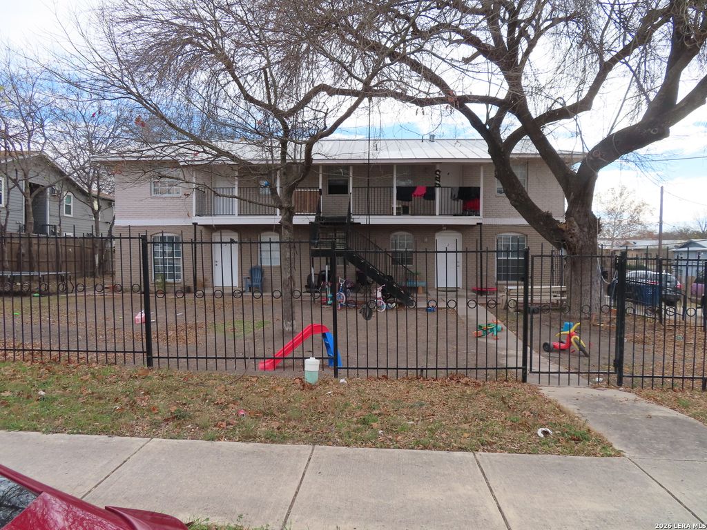 2043 Anchor Dr., San Antonio, TX 78213