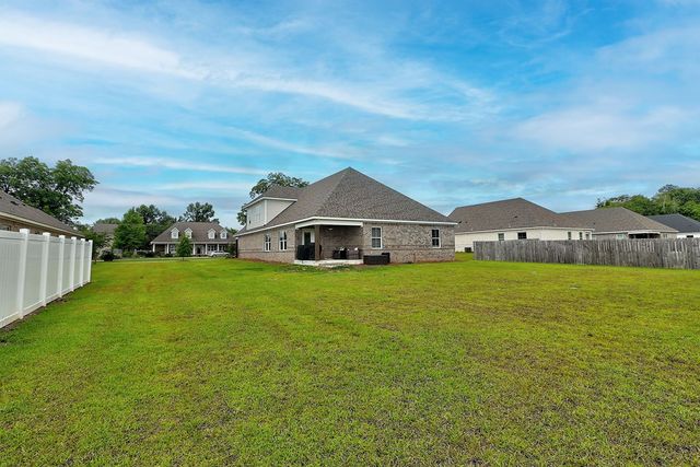 775 Sandbed Road, Newton, AL 36352