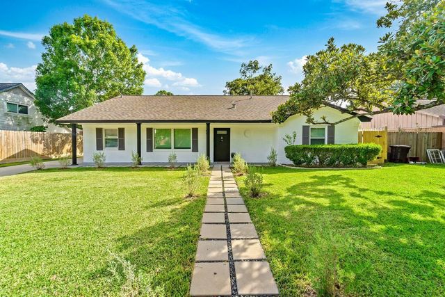 1206 Timber Lane, Friendswood, TX 77546