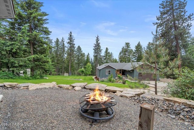 11243 W Hidden Valley RD, Rathdrum, ID 83858