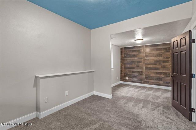 11243 W Hidden Valley RD, Rathdrum, ID 83858