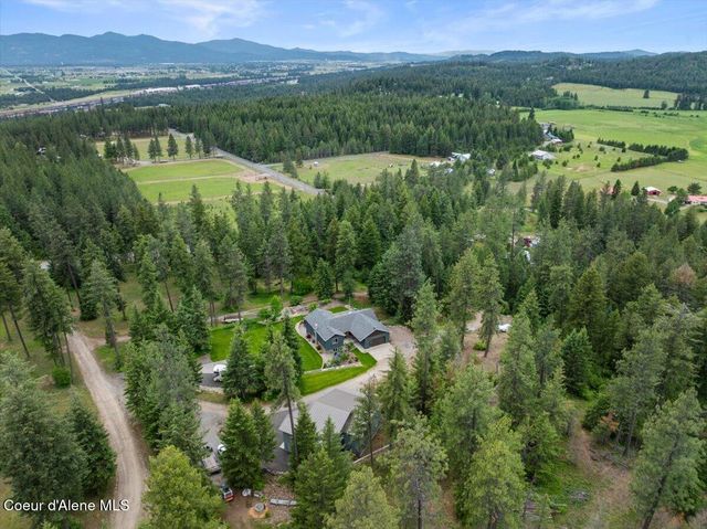 11243 W Hidden Valley RD, Rathdrum, ID 83858