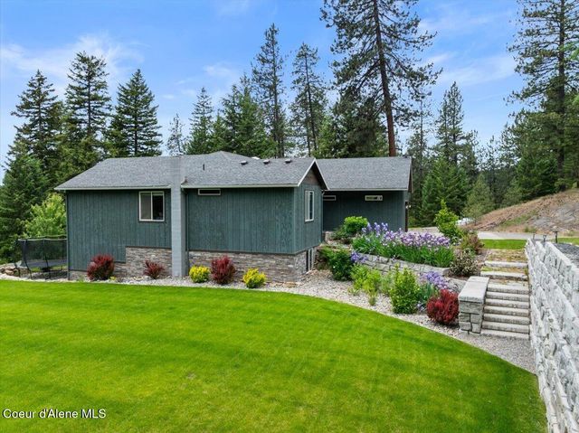 11243 W Hidden Valley RD, Rathdrum, ID 83858