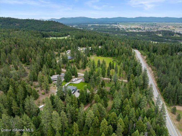 11243 W Hidden Valley RD, Rathdrum, ID 83858