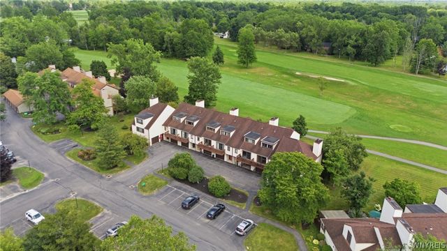 206 Old Meadow Drive, Amherst, NY 14051