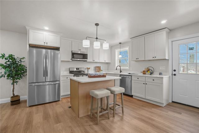 354 Jastram Street, Providence, RI 02908