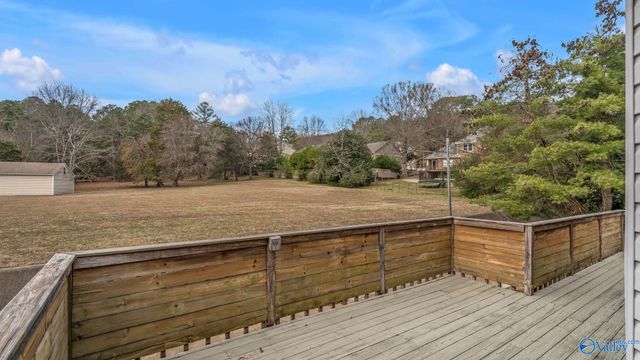 1700 Creek Bend Circle, Huntsville, AL 35802