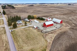 W7900 Meek Road, Arlington, WI 53911