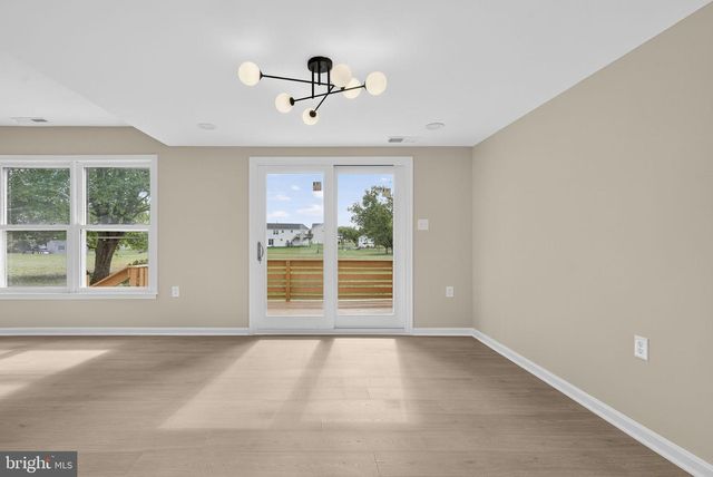 109 COLUMBIA CIR, Stephens City, VA 22655