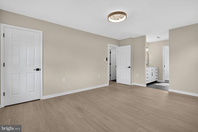 109 COLUMBIA CIR, Stephens City, VA 22655