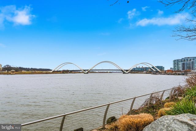 335 L ST SE, Washington, DC 20003