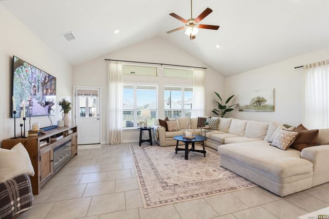 1711 Dunvegan Park, Bulverde, TX 78163