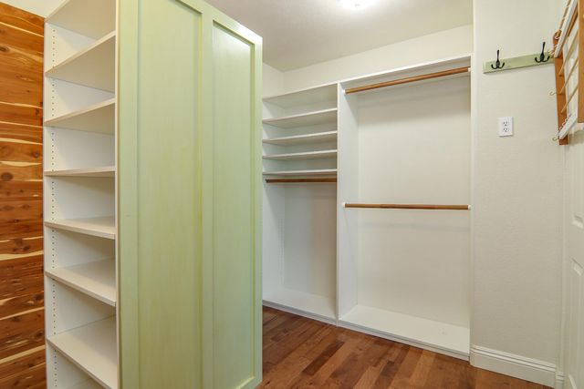 11939 Old Eureka Way, Gold River, CA 95670