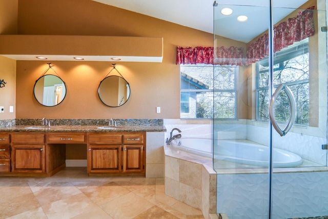 11939 Old Eureka Way, Gold River, CA 95670