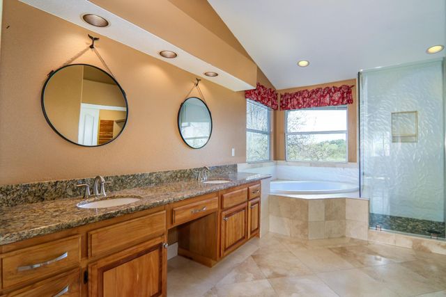 11939 Old Eureka Way, Gold River, CA 95670