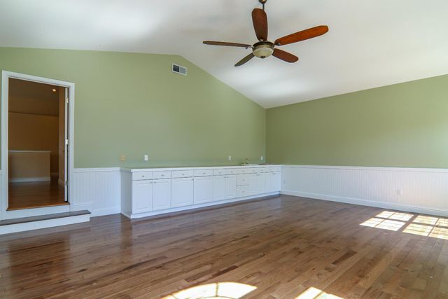 11939 Old Eureka Way, Gold River, CA 95670