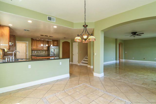 11939 Old Eureka Way, Gold River, CA 95670