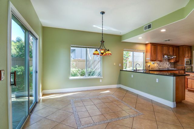 11939 Old Eureka Way, Gold River, CA 95670