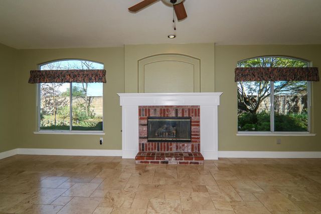 11939 Old Eureka Way, Gold River, CA 95670