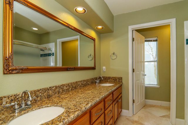 11939 Old Eureka Way, Gold River, CA 95670