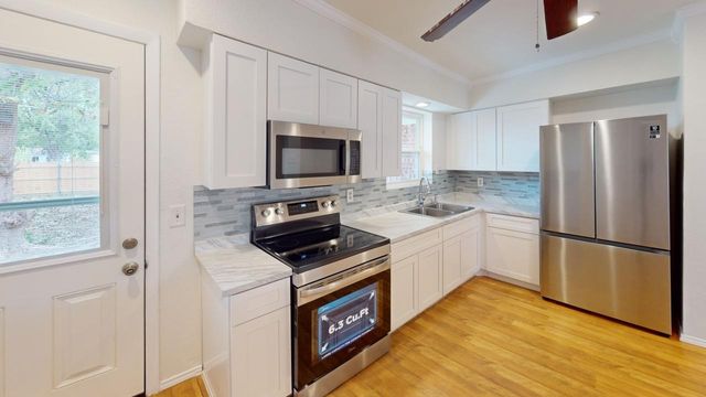 1306 Hillcrest Drive, Garland, TX 75040