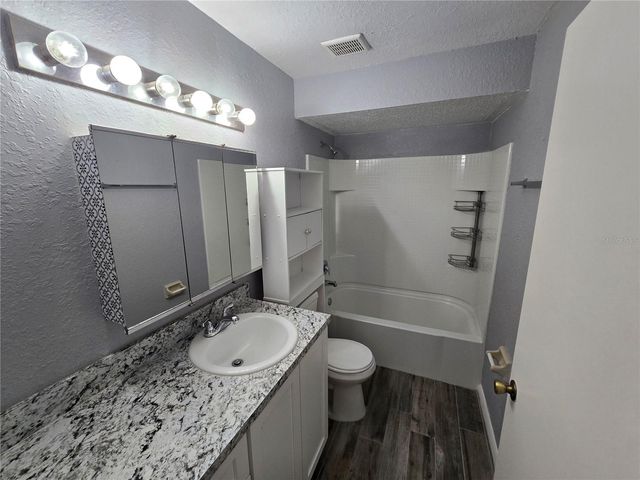 5267 IMAGES CIRCLE 303, Kissimmee, FL 34746