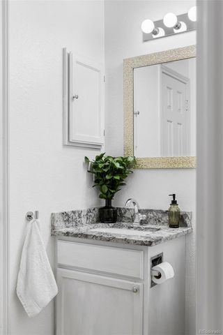 888 S Reed Court B, Lakewood, CO 80226