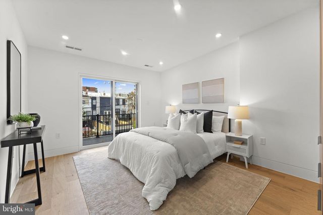 1016 5TH ST NE, Washington, DC 20002