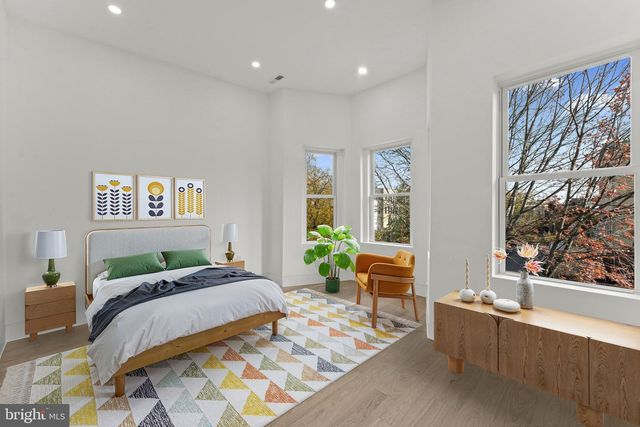 1016 5TH ST NE, Washington, DC 20002