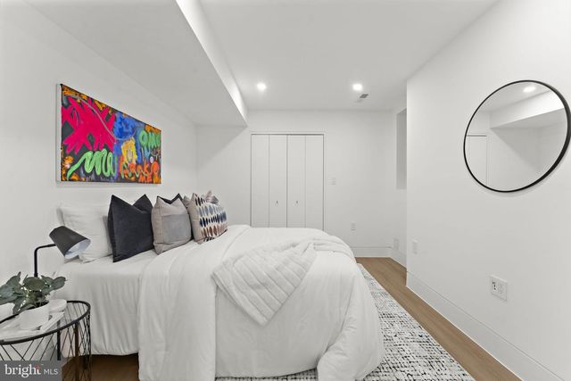 1016 5TH ST NE, Washington, DC 20002