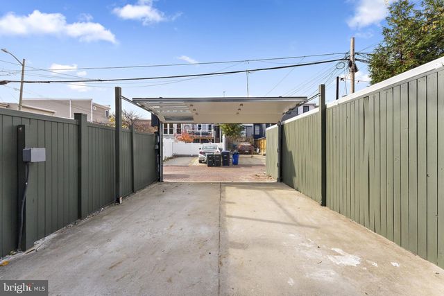 1016 5TH ST NE, Washington, DC 20002