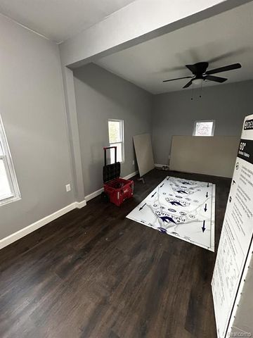 3520 Cadillac Boulevard, Detroit, MI 48214