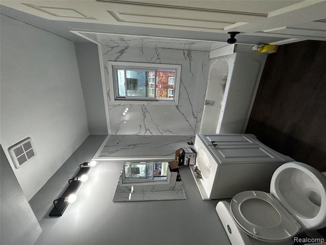 3520 Cadillac Boulevard, Detroit, MI 48214