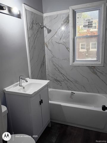 3520 Cadillac Boulevard, Detroit, MI 48214