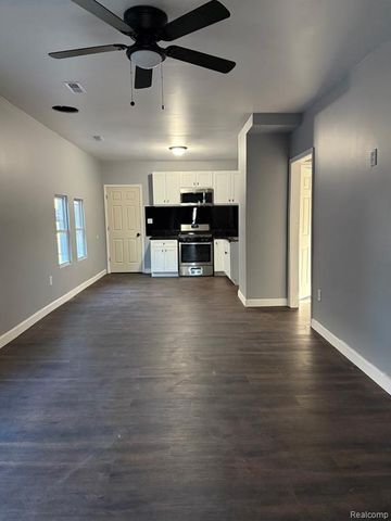 3520 Cadillac Boulevard, Detroit, MI 48214