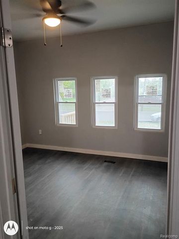 3520 Cadillac Boulevard, Detroit, MI 48214