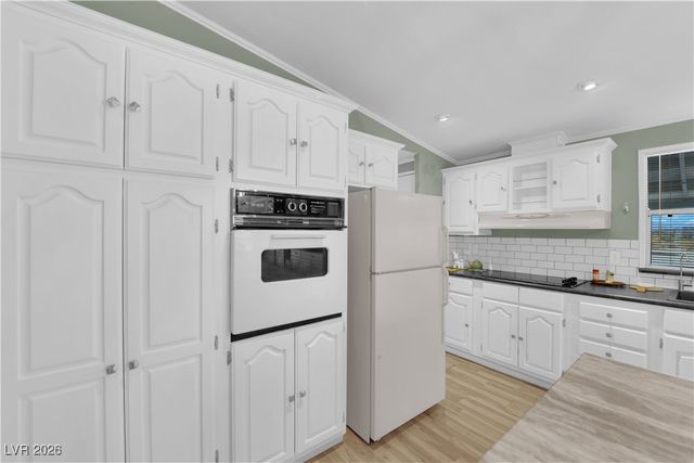 5550 Vicki Ann Road, Pahrump, NV 89048