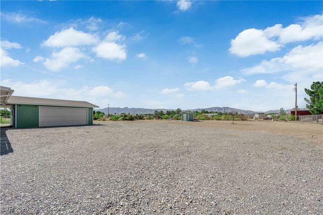 5550 Vicki Ann Road, Pahrump, NV 89048
