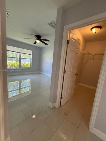 2713 NW 6th St, Pompano Beach, FL 33069