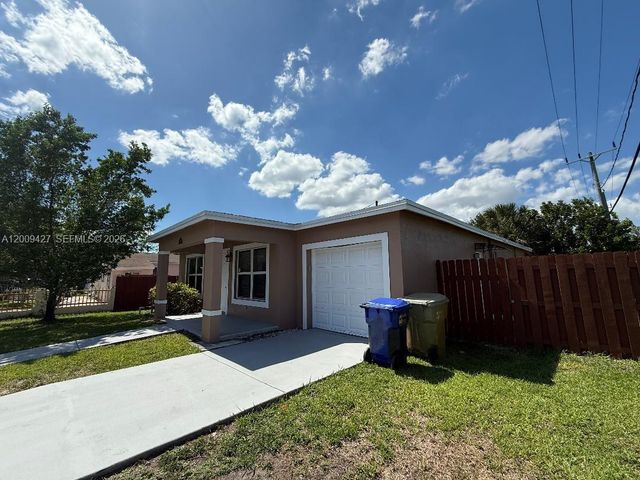 2713 NW 6th St, Pompano Beach, FL 33069