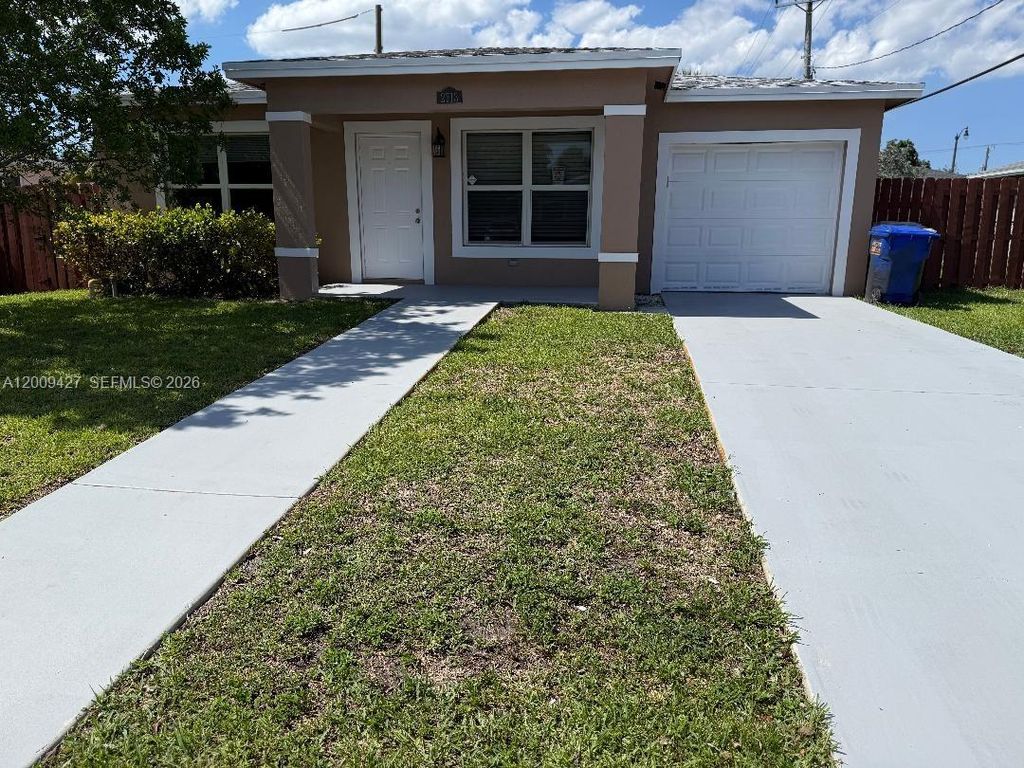 2713 NW 6th St, Pompano Beach, FL 33069