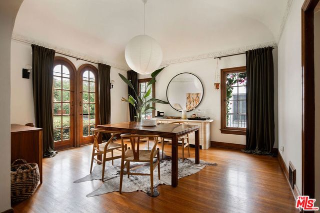 127 N Gower Street, Los Angeles, CA 90004