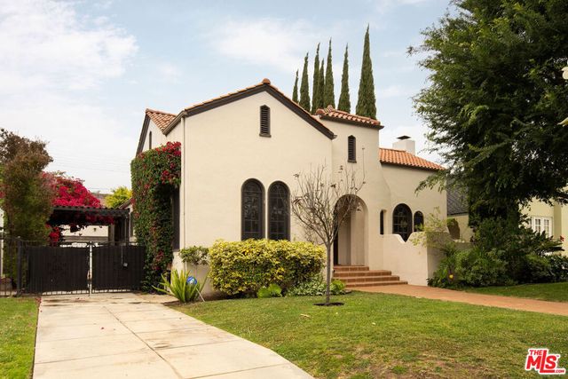 127 N Gower Street, Los Angeles, CA 90004