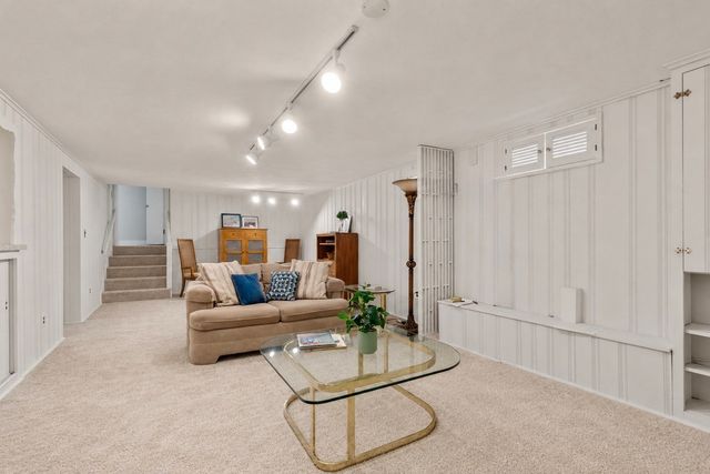 83 Bound Brook Road, Newton, MA 02461