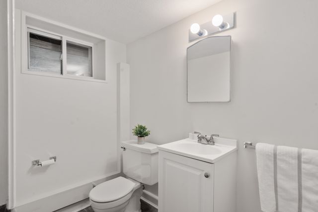 83 Bound Brook Road, Newton, MA 02461