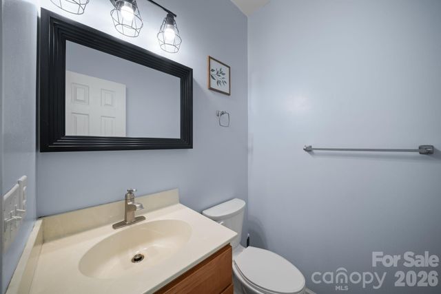 7 Apple Lane, Asheville, NC 28804