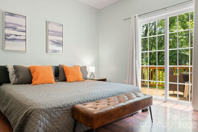 7 Apple Lane, Asheville, NC 28804