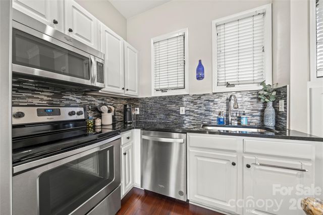 775 Garden District Drive 5106, Charlotte, NC 28202